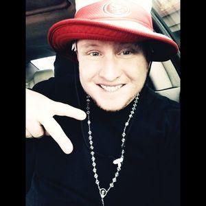 Meet your Posher, Bobby